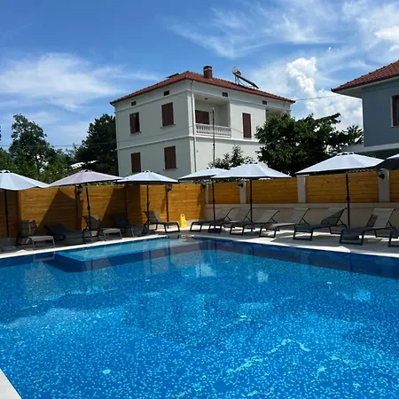 Vjollcas Pensjonat Pogradec