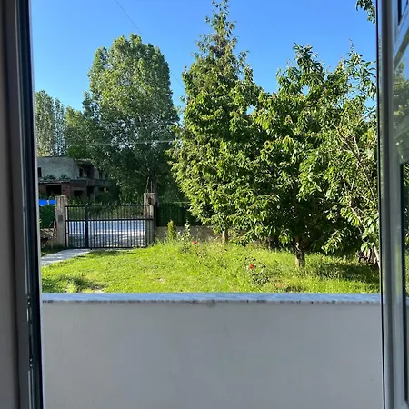 بيت ضيافة Vjollcas